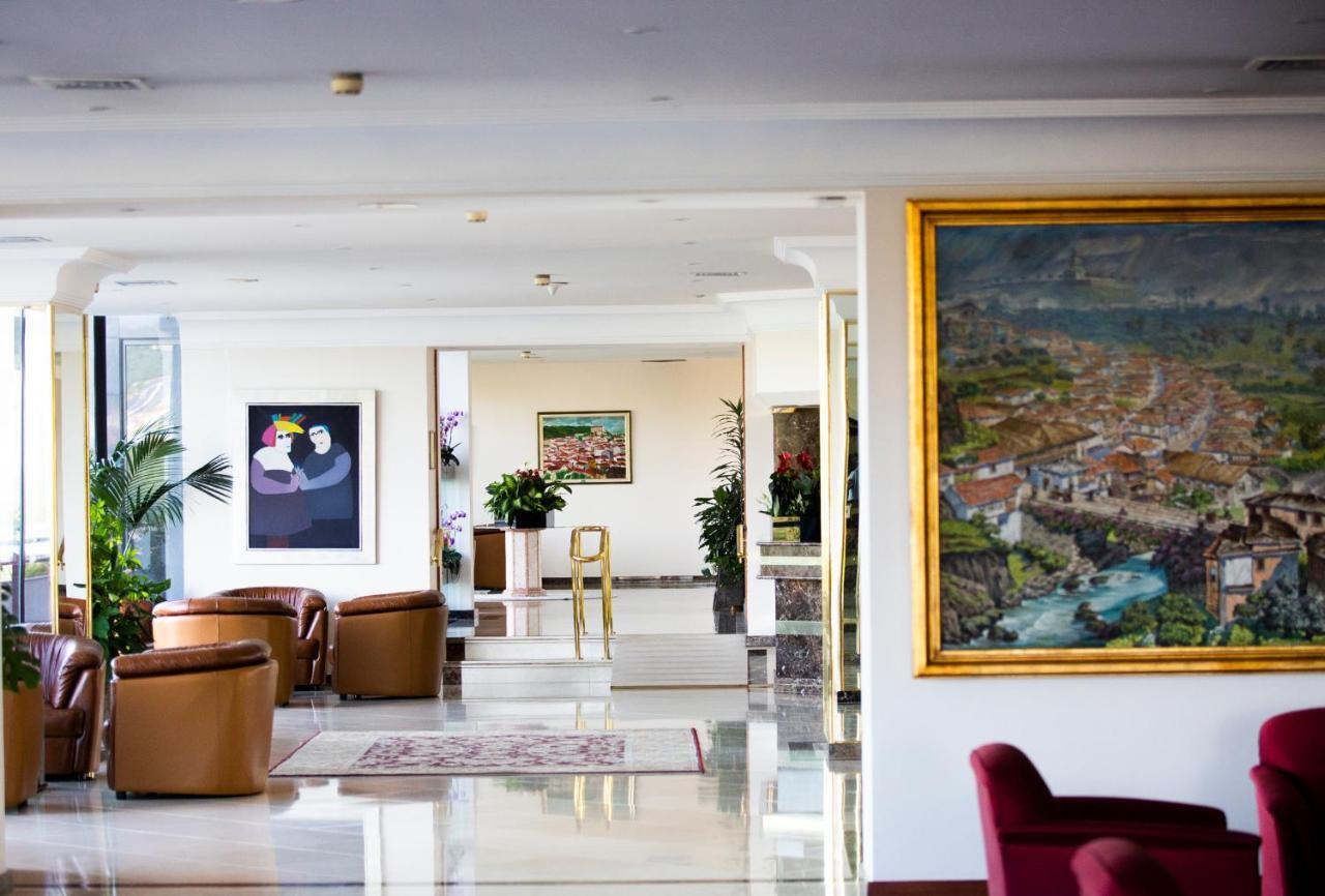 Hotel Miracorgo Vila Real Exterior photo